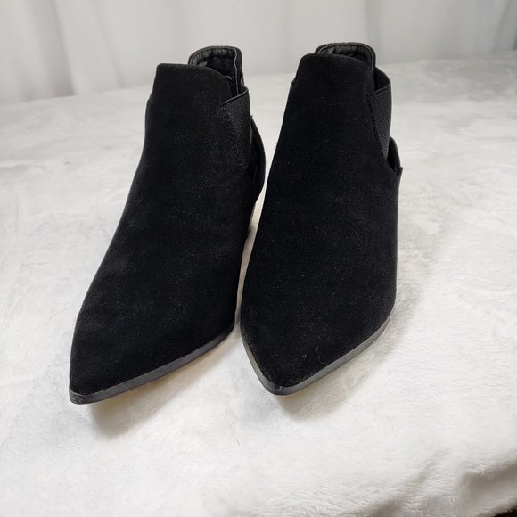 Cape Robbin Black Slip On Western Cut Out Side Bootie Boot - Picture 2 of 6